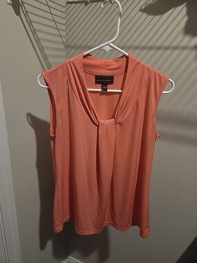 Dana Buchman Coral-Peach Knot-Front Sleeveless Camisole